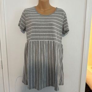 Unbranded Grey and White Striped Maternity Top in L